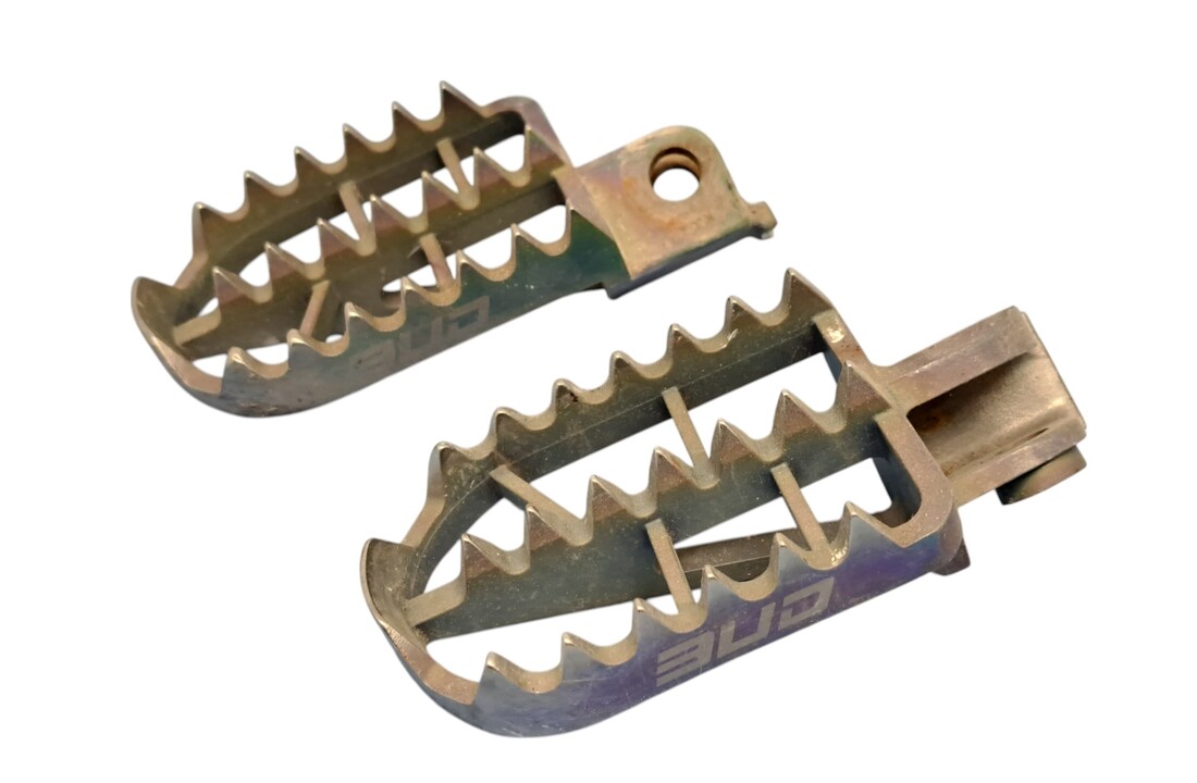 Fussrasten Set TM 08-21 BUD Titanium