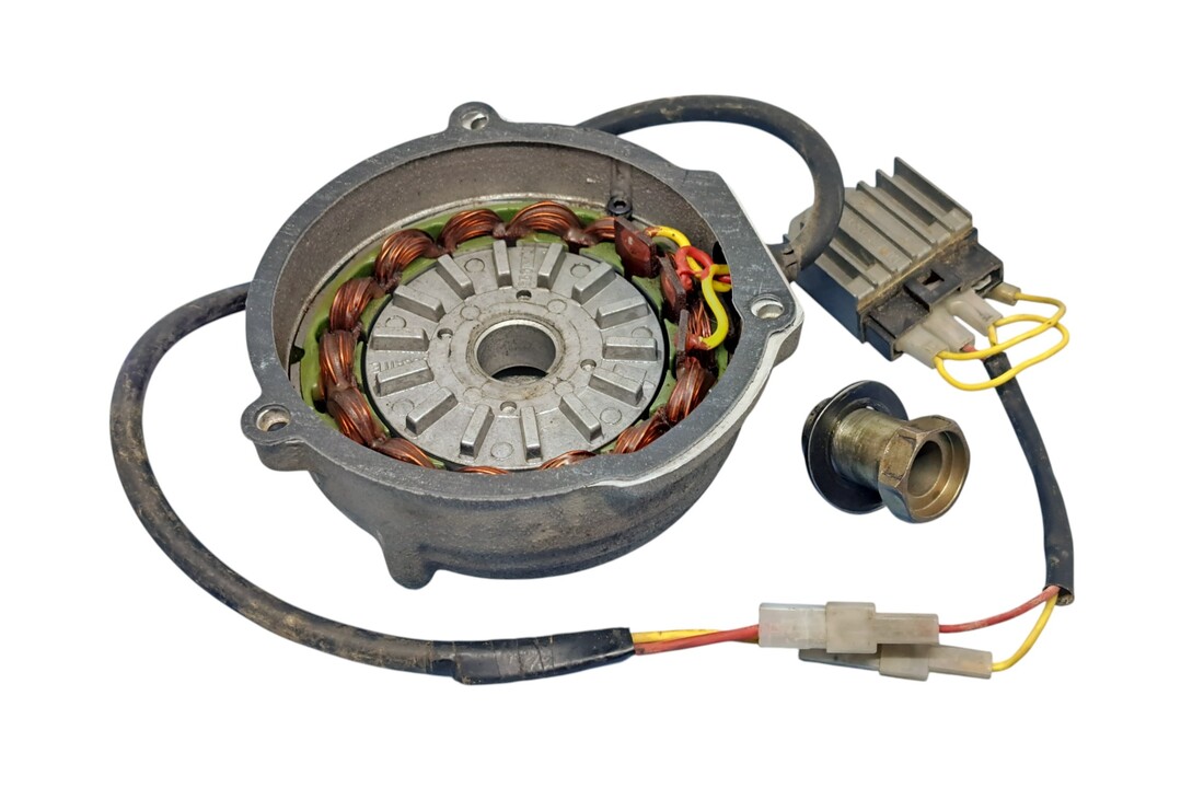 Enduro 250/300 Lichtmaschine komplett + Regler