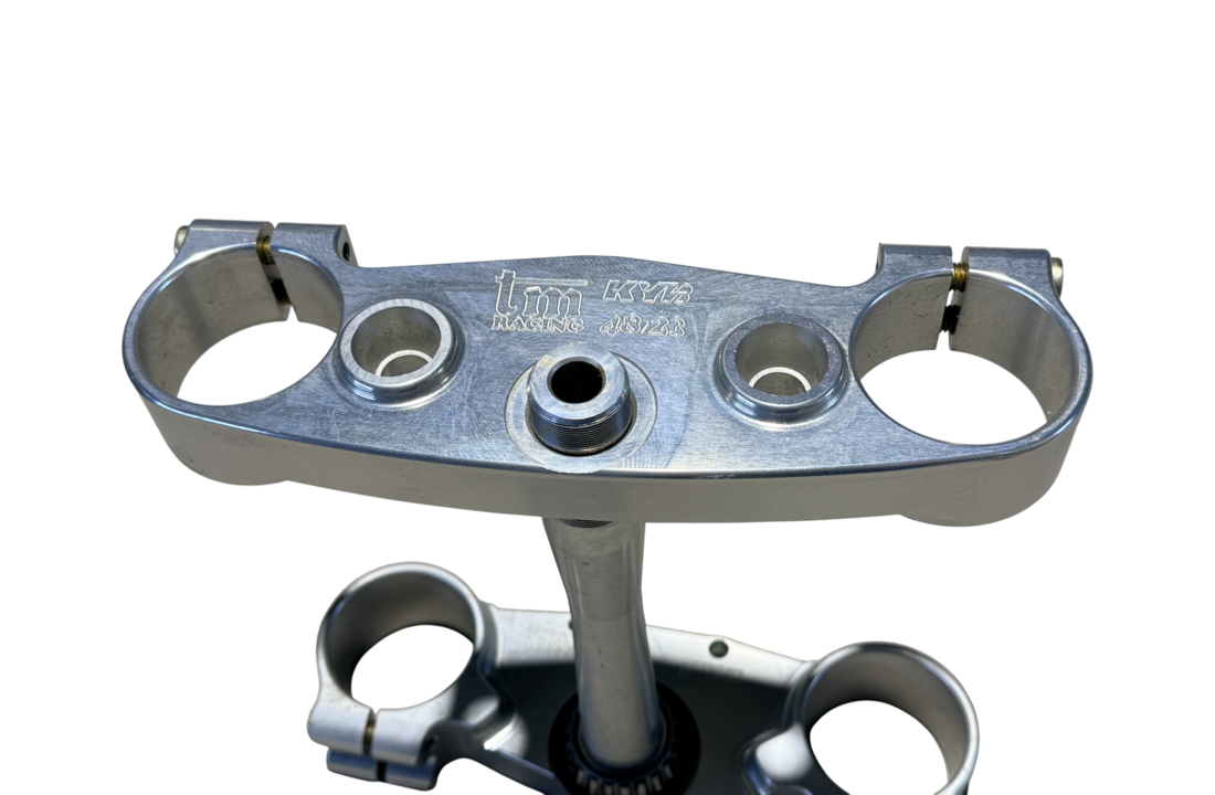 TRIPLE CLAMP KYB 48,23 (silent blocks)