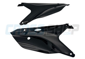 SET, REAR N.PLATE, 4S TWIN EX. MY 2022 - BLACK