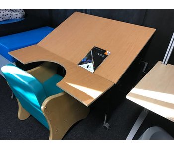 AMK tafel met kantelbaar blad DEMO