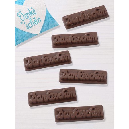 GIESSFORM / MOLDS ACCESOIRES pour verser du chocolat liquide.