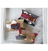 Marianne Design Poinçonnage modèle: concevoir diverses boucle