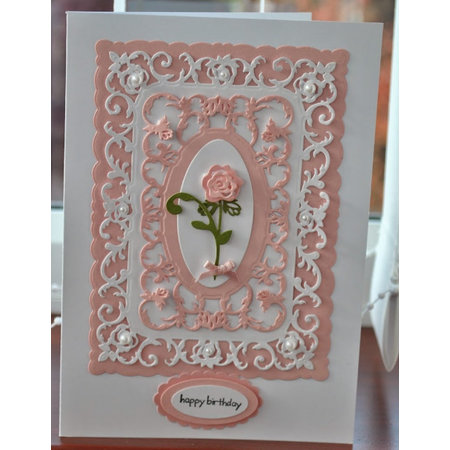 Spellbinders und Rayher Stanzschablone: Zierrahmen + Rose