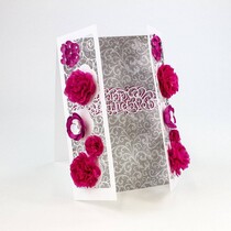 Stempelen en embossing sjabloon: filigraan decoratieve grens met bloemen