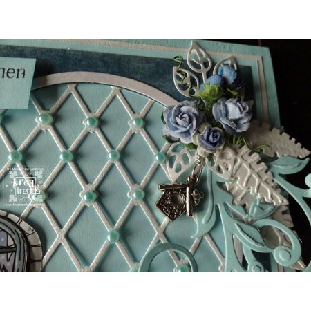 Yvonne Creations Ponsen en embossing sjablonen: vakwerkframe