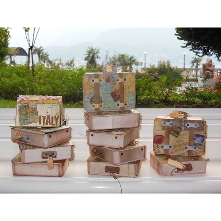 Carta Bella und Echo Park Stanz- und Prägeschablone, Echo Park Suitcase Designer Dies "Koffer"