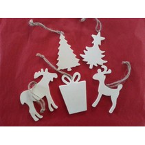 5 forskellige julemotiver lavet af træ + 1 træ slæde ekstra!