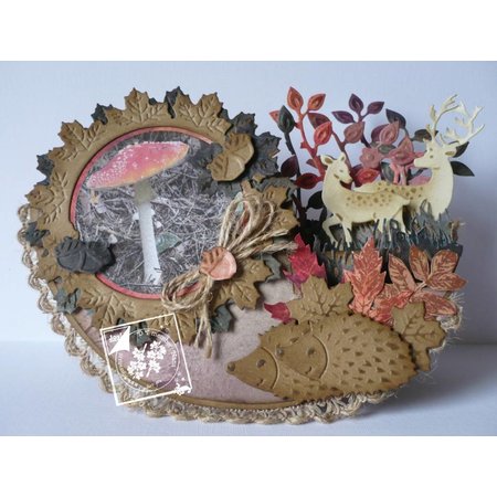 Marianne Design Stampen en Embossing stencil: Autumn leaf