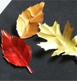 Spellbinders und Rayher Stanz- und Prägeschablonen, 8 verschiedenen Blätter mit Prägung
