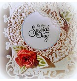 Spellbinders und Rayher Stempling og prægning stencil, Spellbinders, blonder dekorative ramme omkring