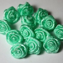 Mini roosjes lichtgroene kleur