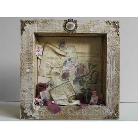 Objekten zum Dekorieren / objects for decorating Shadowbox 3D, gravaram o quadro com rosas!