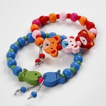 Kits, pour les enfants des bracelets de perles en bois.