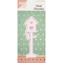 Taglio e goffratura stencil Birdhouse