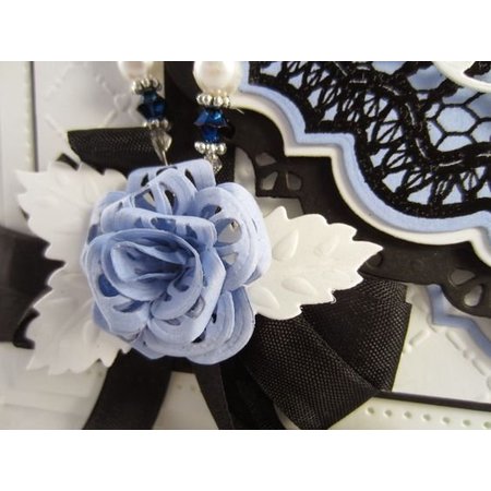 Creative Expressions Ponsen en embossing sjabloon: Classic Rose