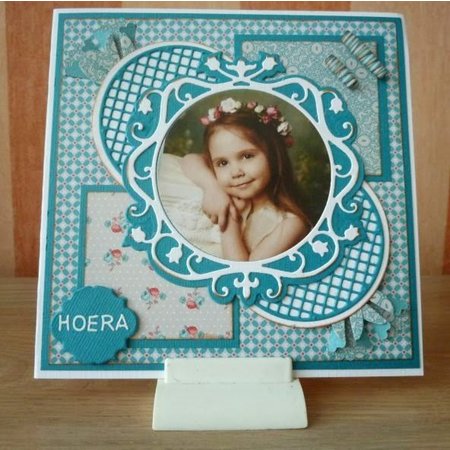 Nellie snellen Vintasia stamping and embossing stencil, round with grid