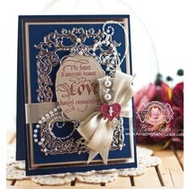 Poinçonnage et gaufrage modèle: Floral frame avec le coeur