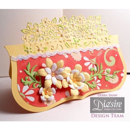 Die'sire Punching and embossing templates: Border with flowers
