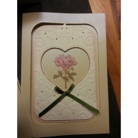 X-Cut / Docrafts Punching and embossing template: A6 frame with heart