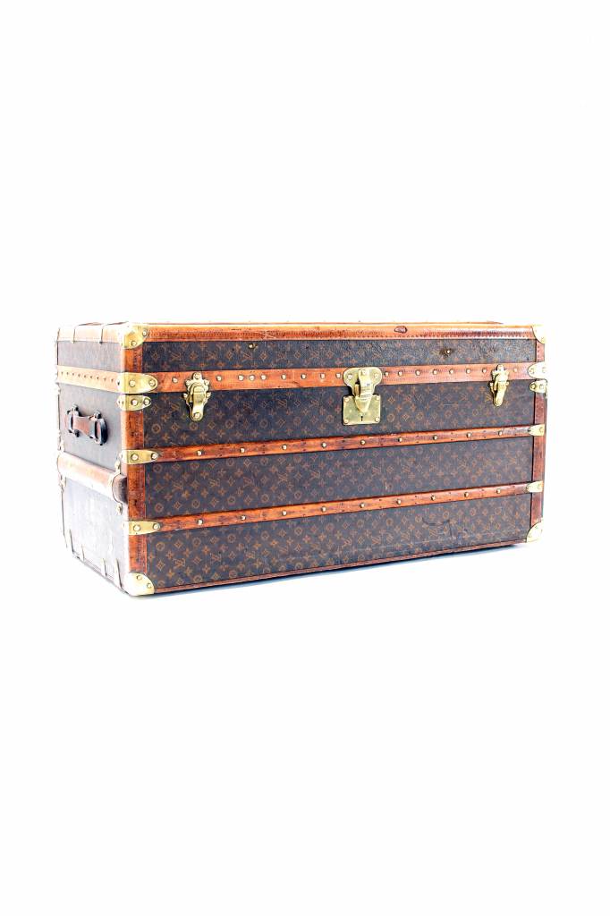 Old Louis Vuitton travel suitcase 1920