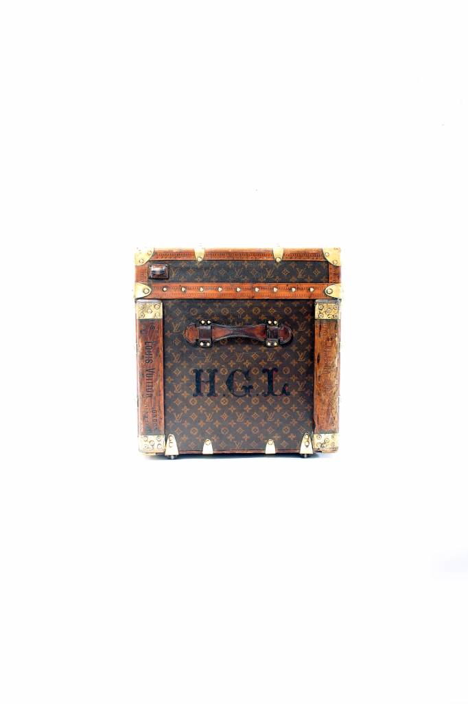 Old Louis Vuitton travel suitcase 1920