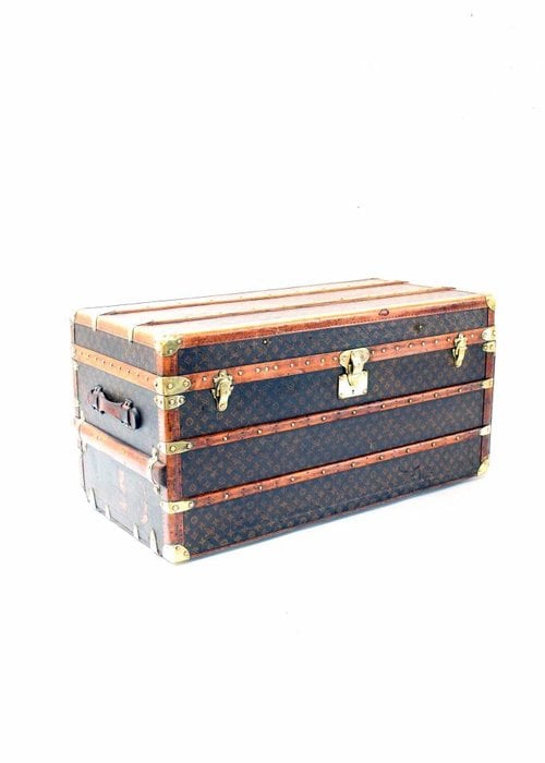 Louis Vuitton travel suitcase 1920