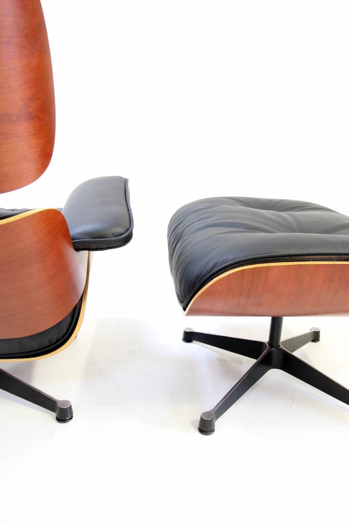 Vintage Eames Lounge Chair