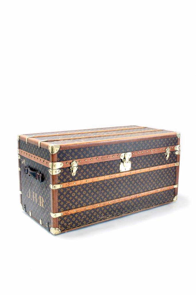 Past auction: Louis Vuitton hardside steamer trunk early 20th