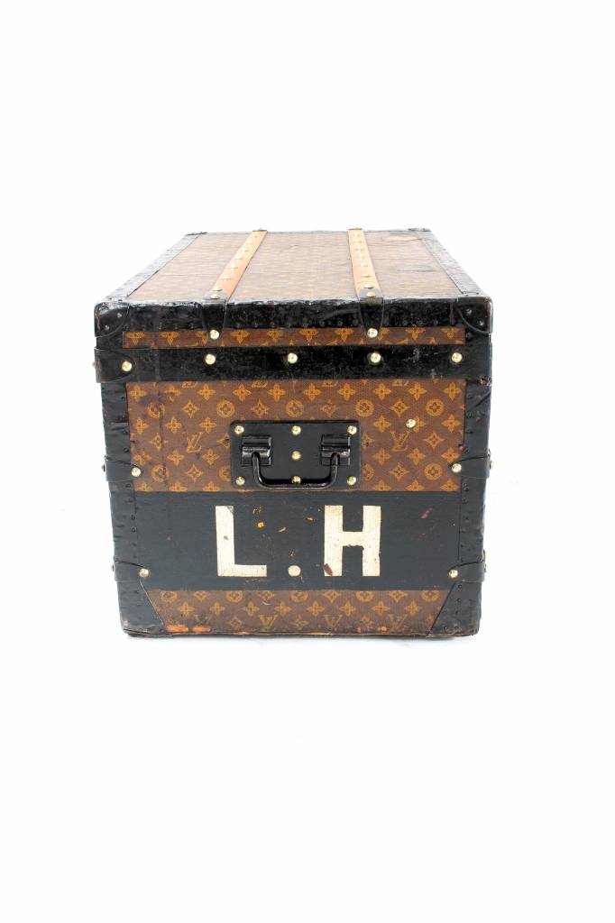 Louis Vuitton - Wardrobe - Hats - Travel trunk - Catawiki