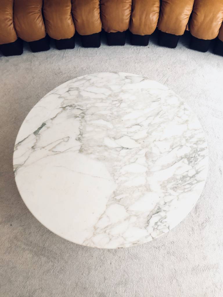 Knoll Eero Saarinen marble coffee table