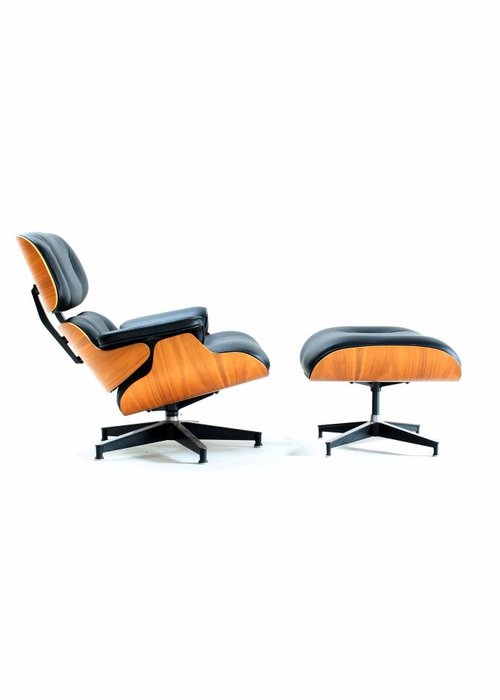 Charles Eames Lounge Chair