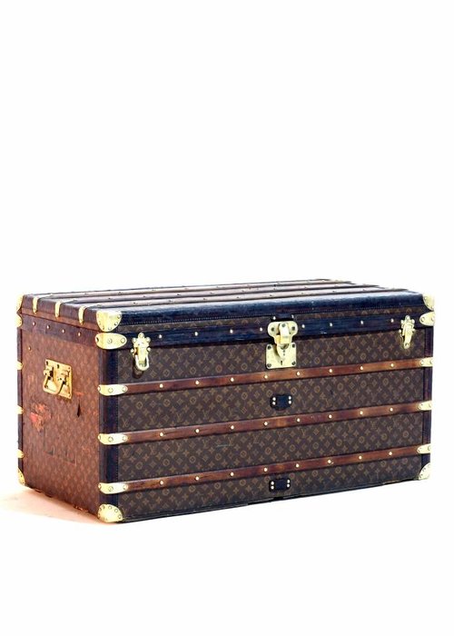 Louis Vuitton trunk - THE HOUSE OF WAUW