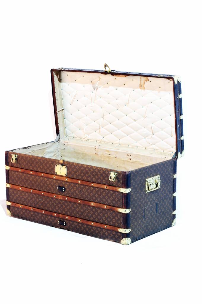 Vintage large antiques Louis Vuitton suitcase