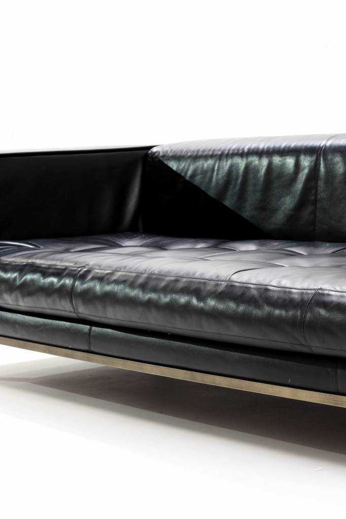 B & B Maxalto Simplex salon in black leather