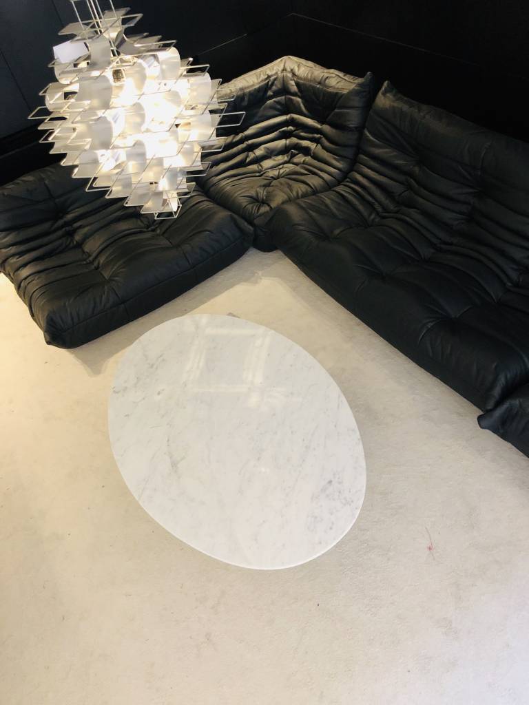 Original vintage Knoll oval coffee table marble