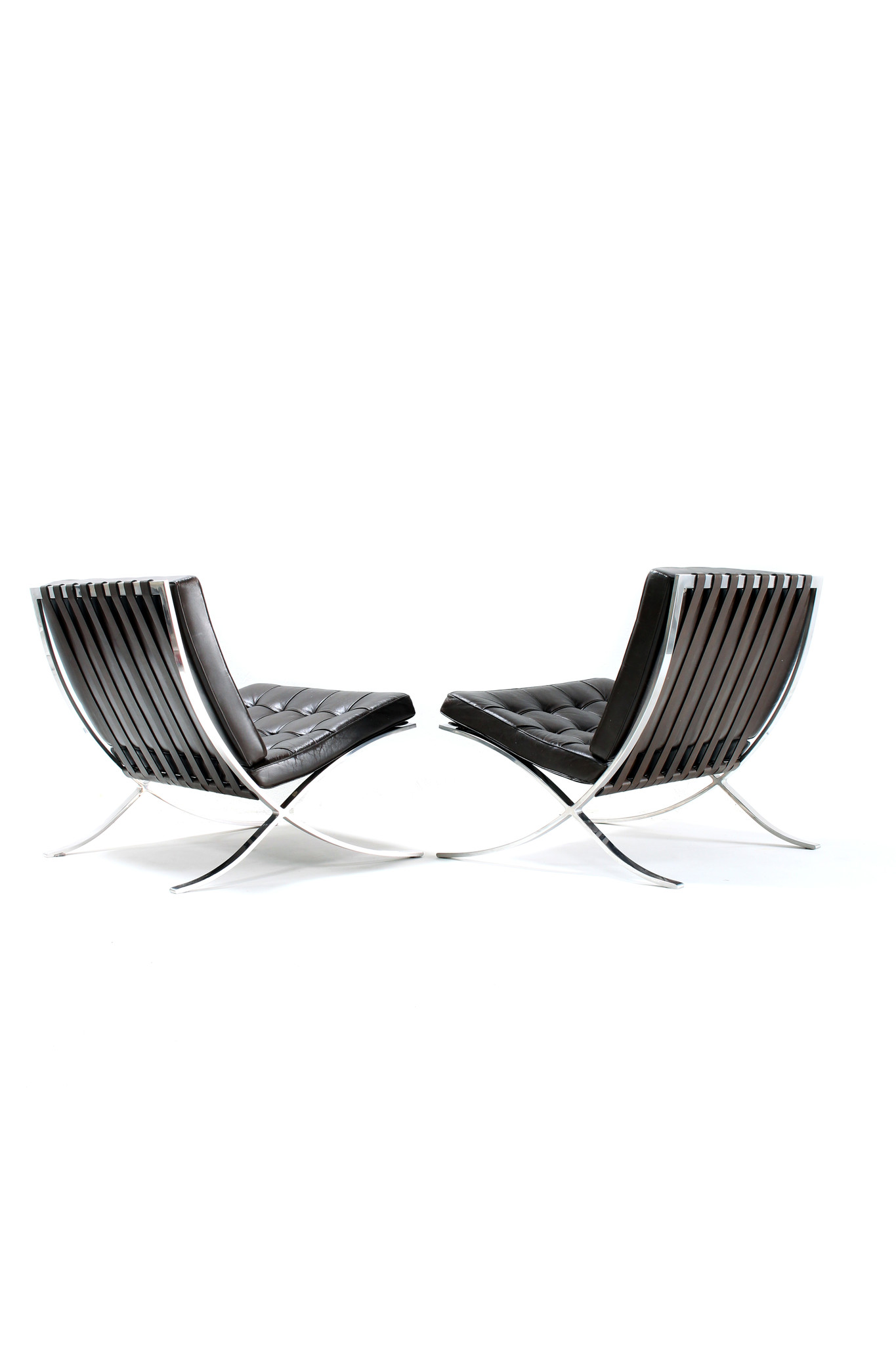 Koppel vintage Barcelona chairs door Ludwig Mies van der Rohe