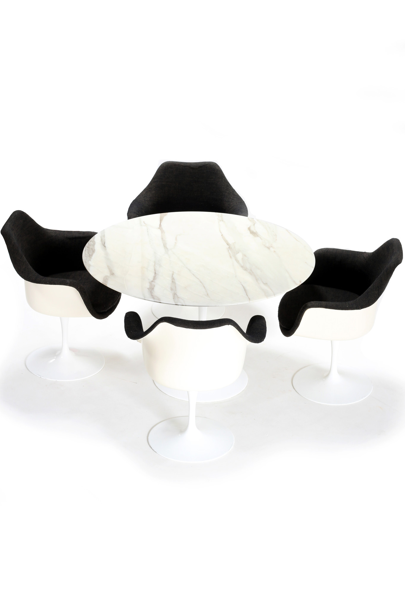 Set van 4 Tulip stoelen door Eero Saarinen voor Knoll International