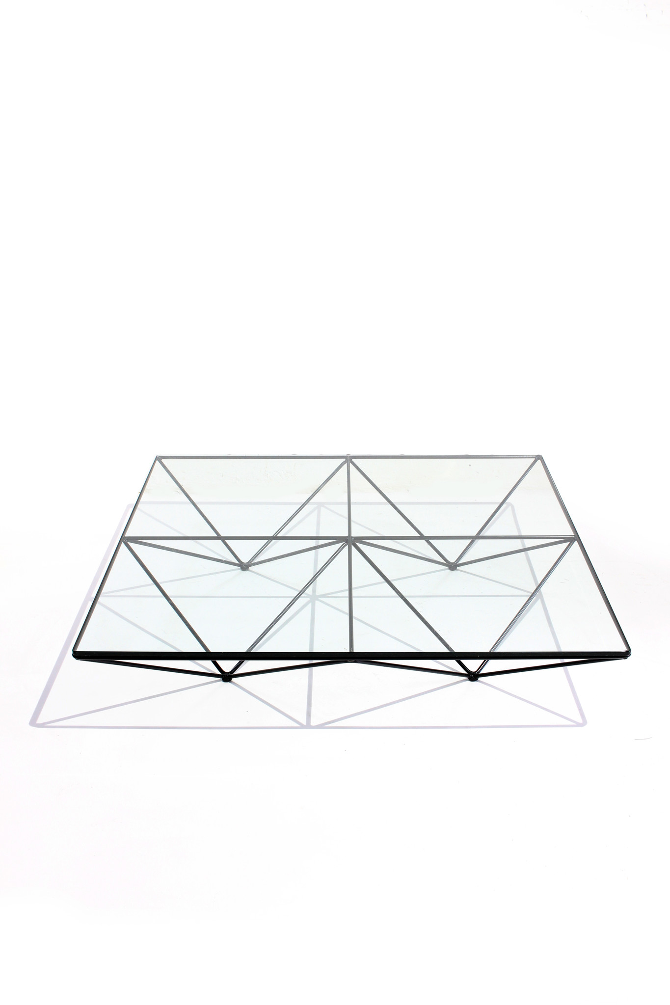 B&B coffee table, Alanda 1980's - THE HOUSE OF WAUW