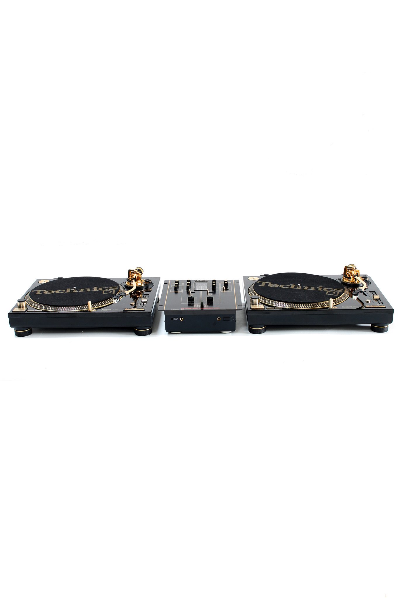 Technics SL1200 LTD set Limited edition gold - THE HOUSE OF WAUW