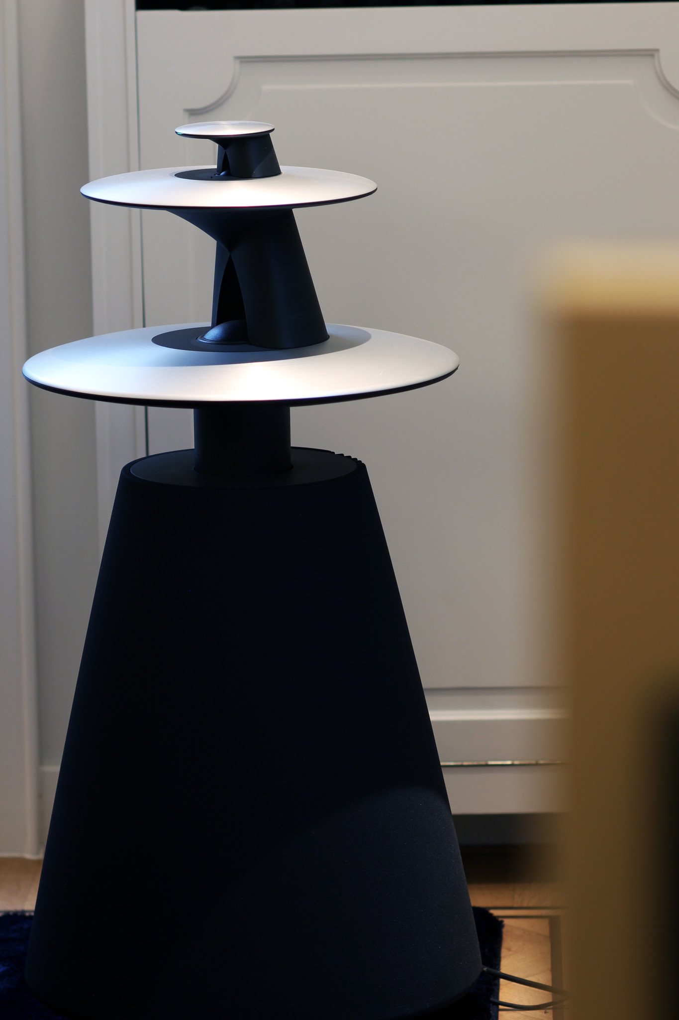 B&O speakers Beolab 5