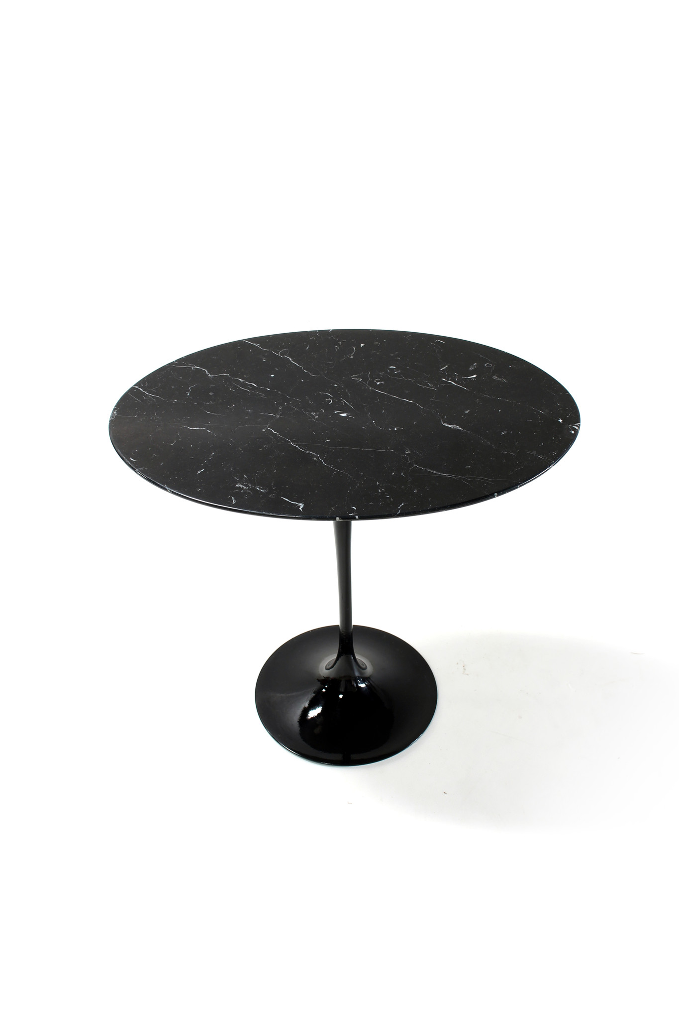 Knoll sidetable zwarte marmer HET HUIS VAN WAUW