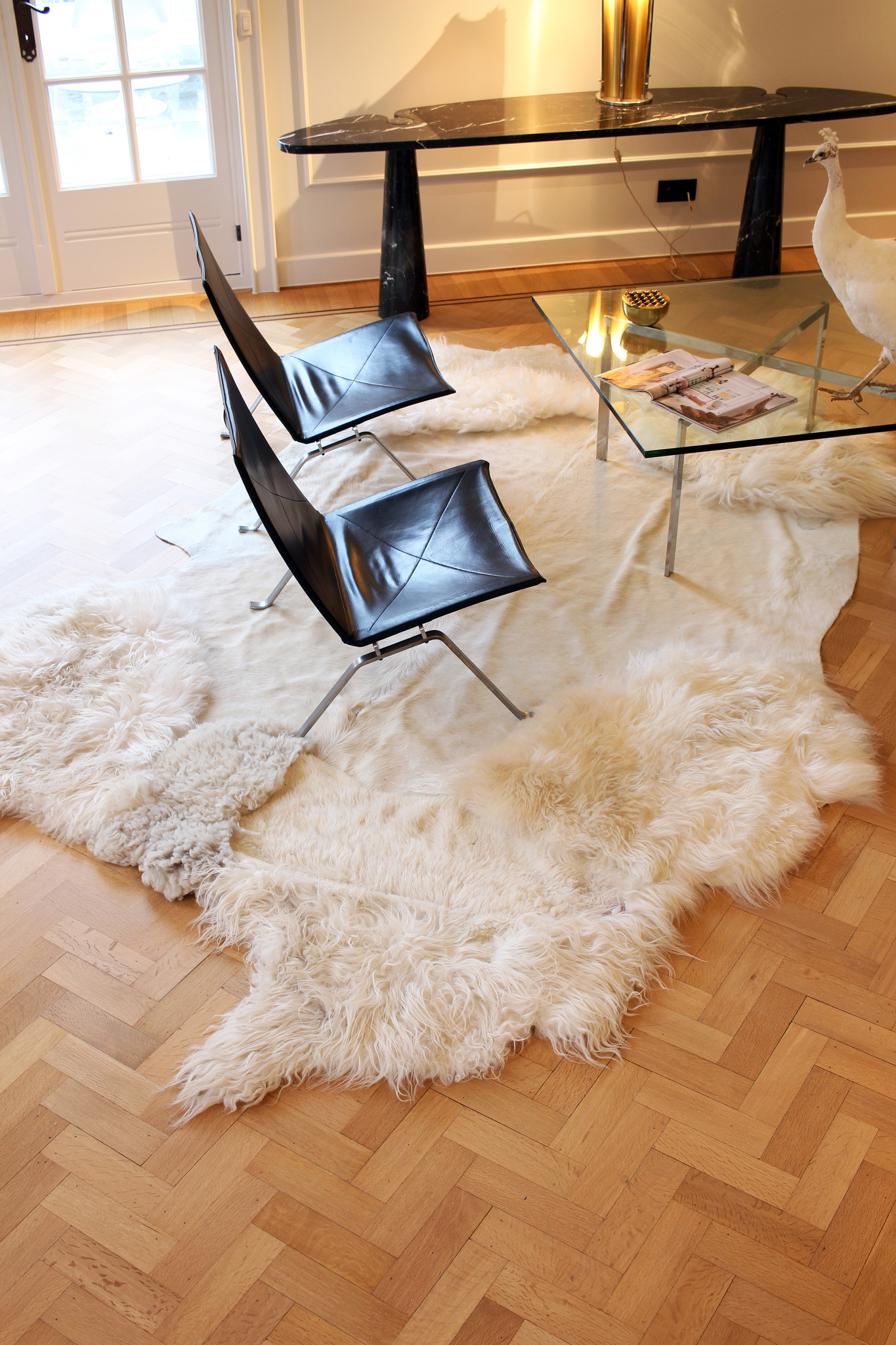 Carine Boxy carpet "Snow"