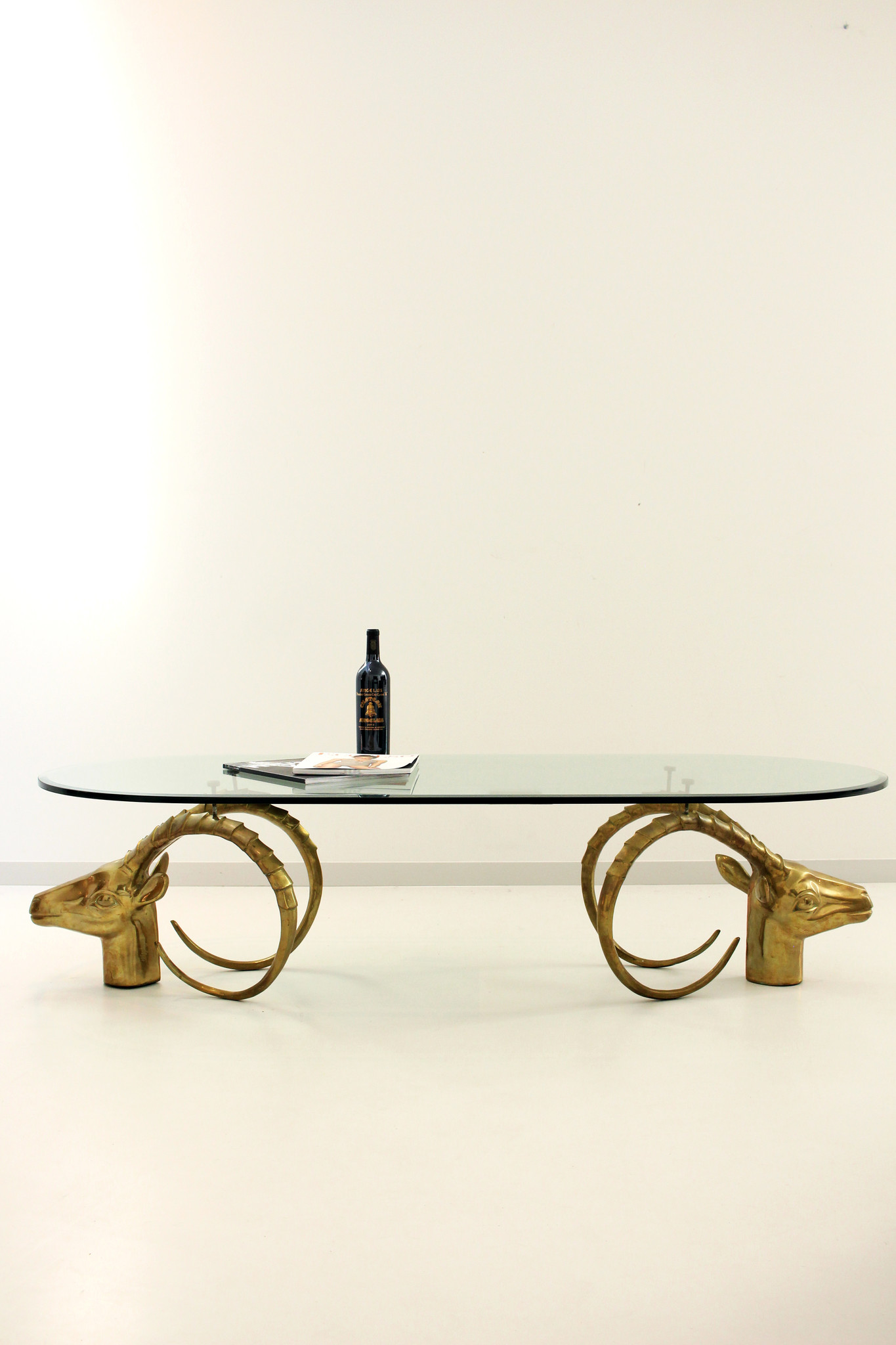 Coffee table in solid bronze Alfred Liyolo 1980