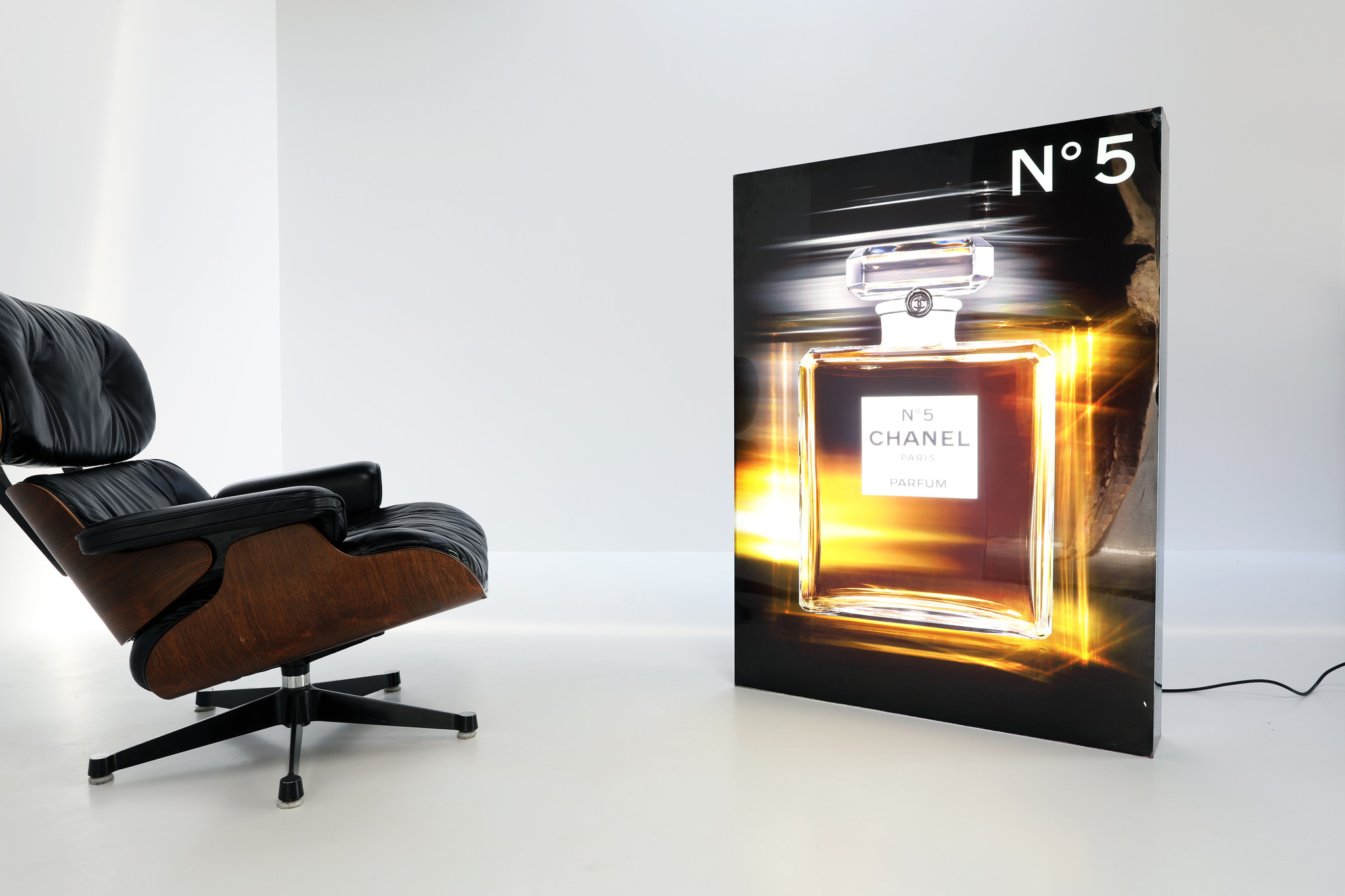 Original Chanel illuminated display