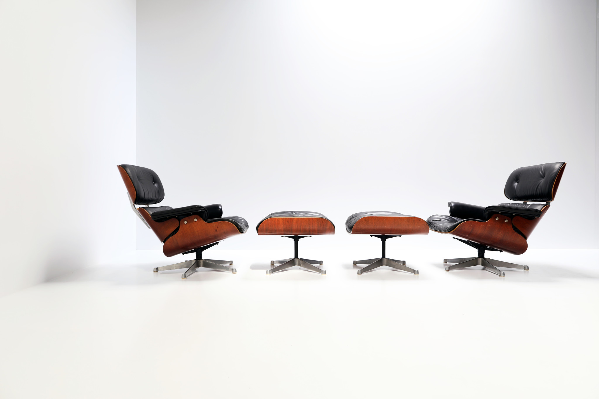 Vintage Eames lounge chair set 1978