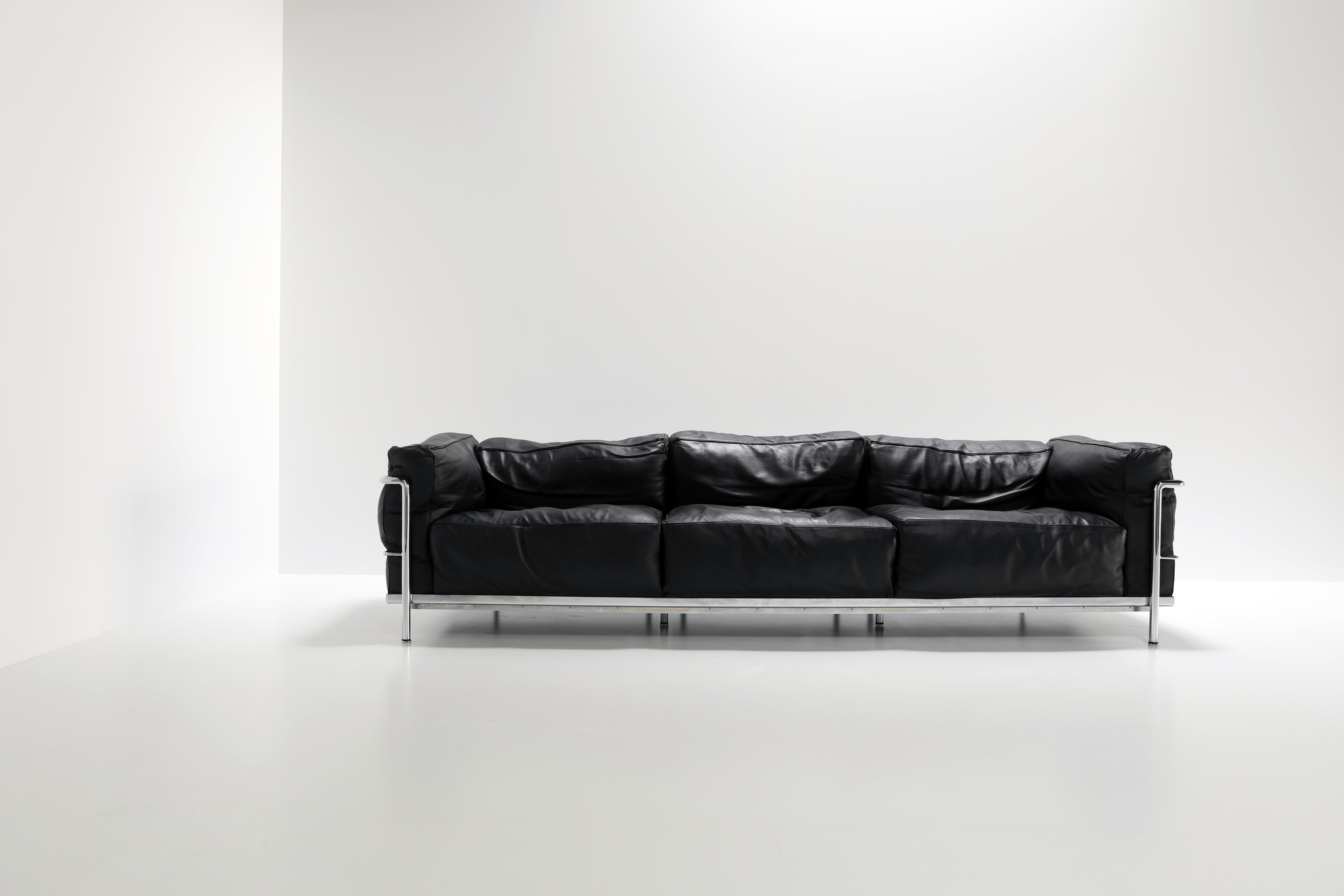 Le Corbusier lc3 for Cassina