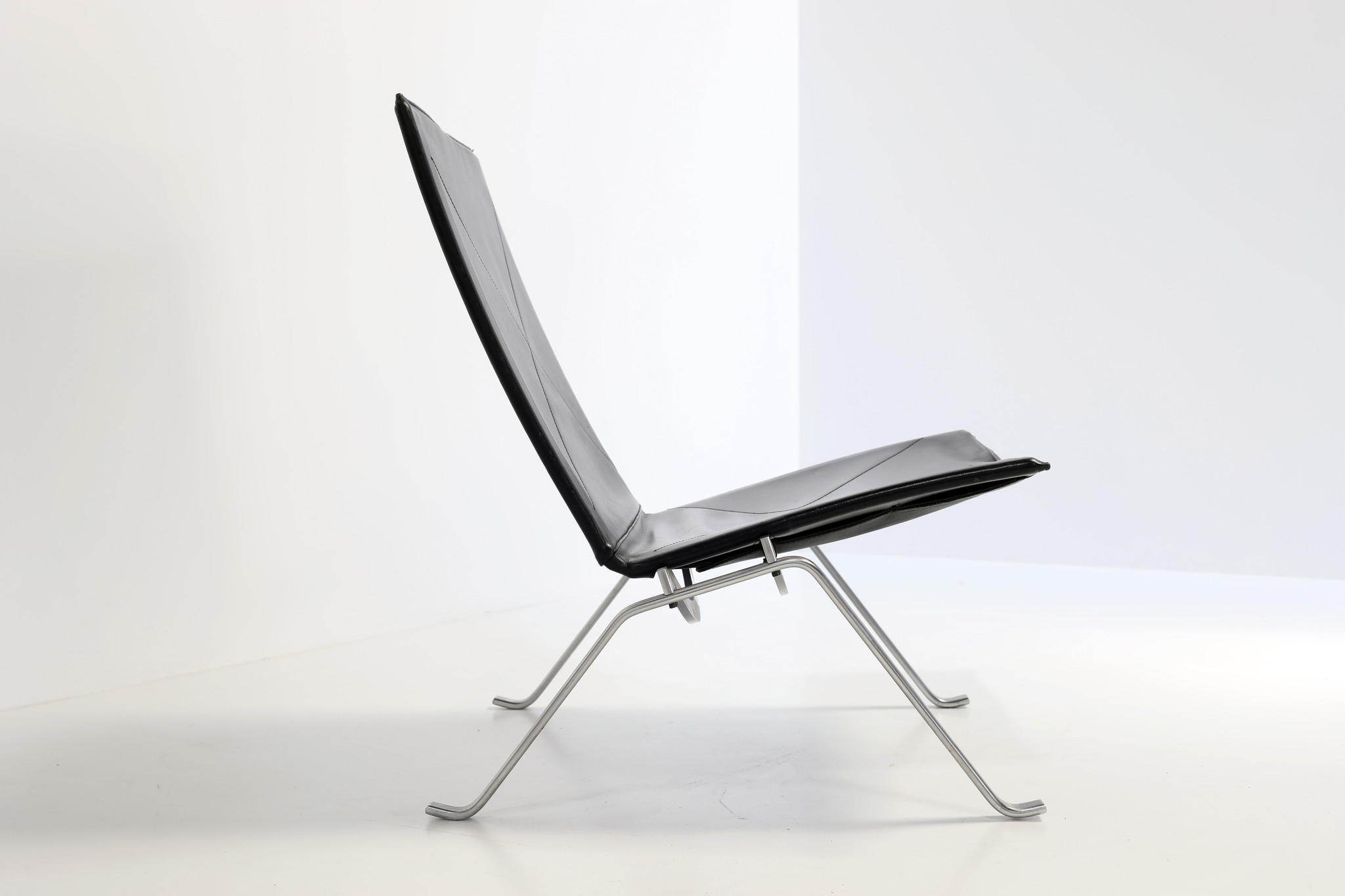 Ensemble de chaises PK22 par POUL KJÆRHOLM pour Fritz Hansen