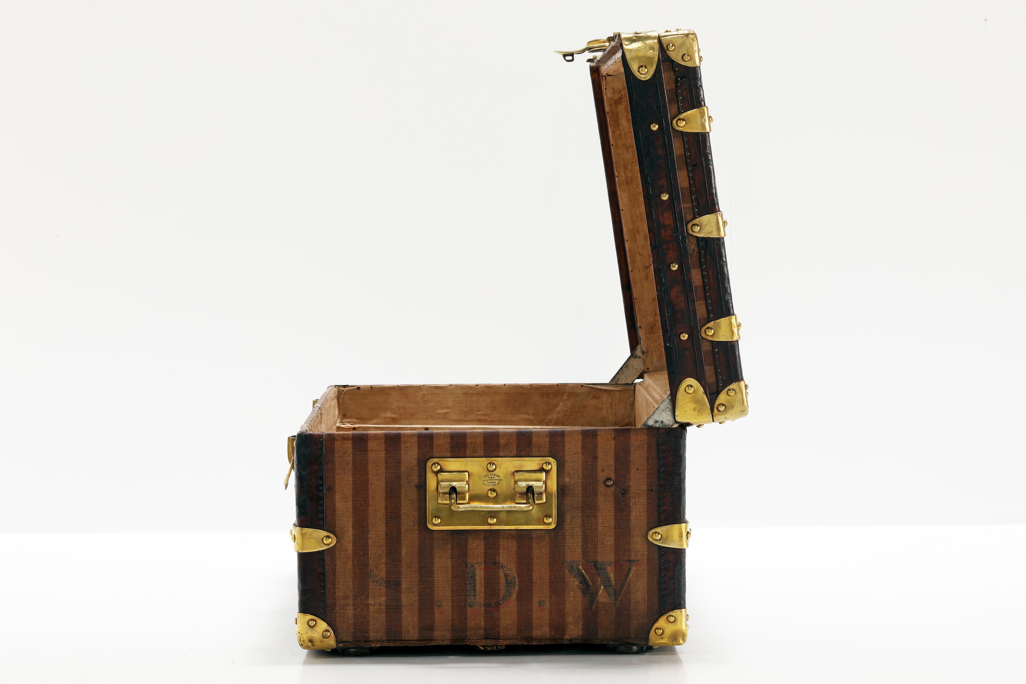 Antique Louis Vuitton suitcase - THE HOUSE OF WAUW