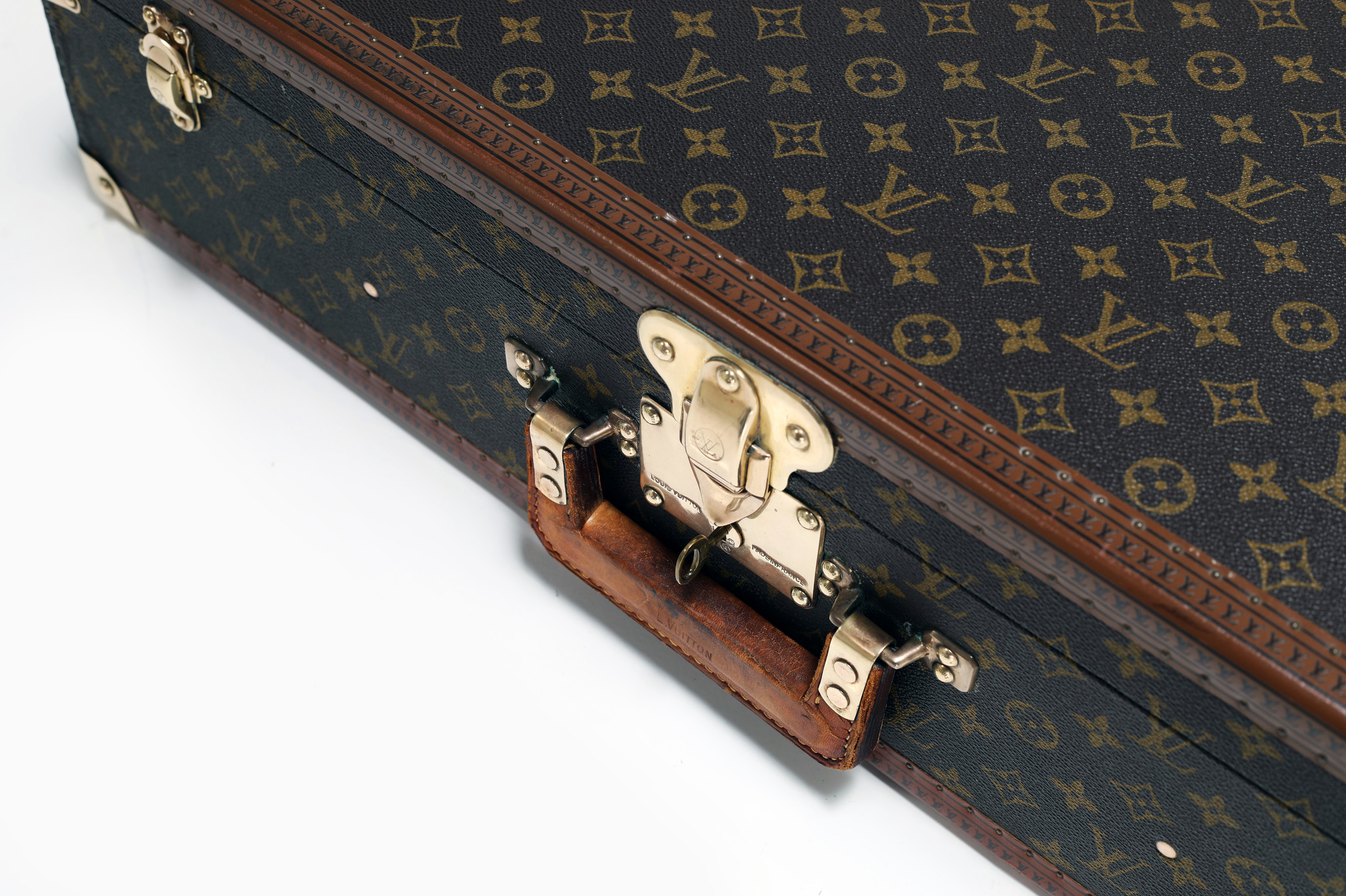 Louis Vuitton "Bisten" suitcase